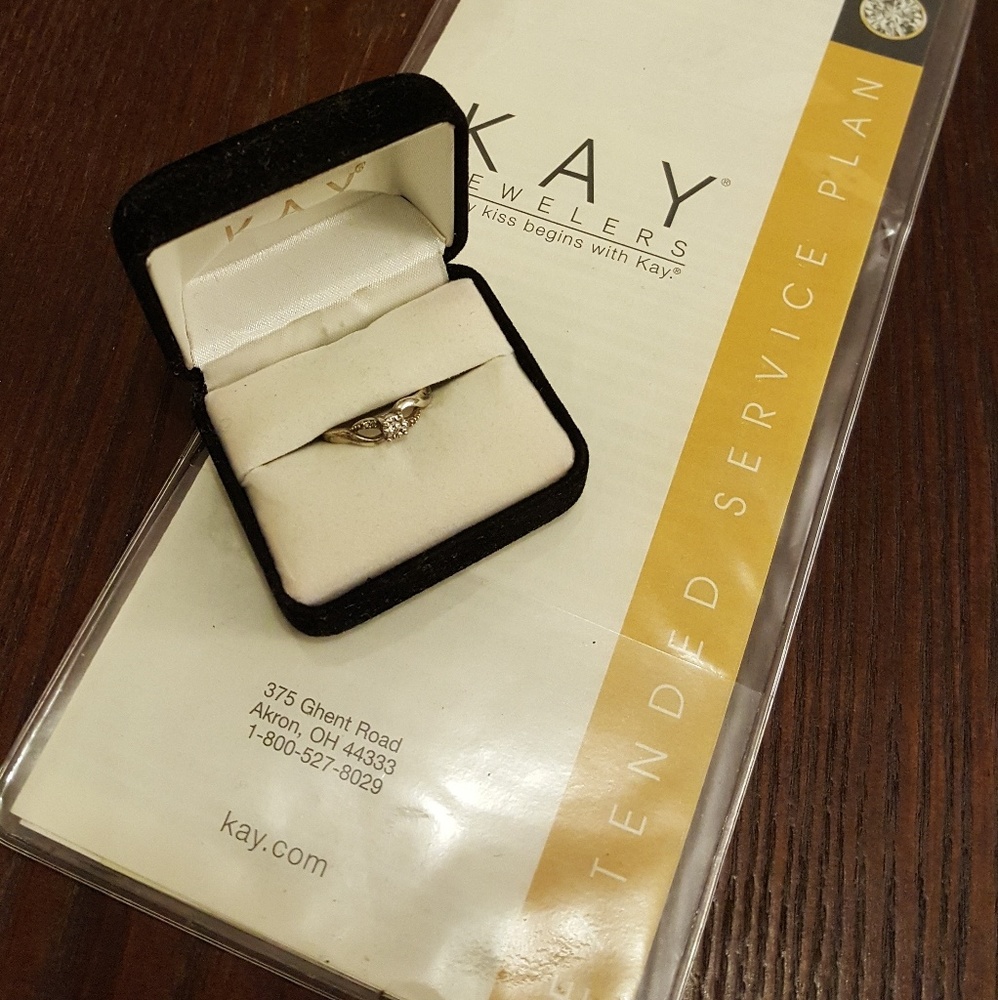 Engagement/promise ring